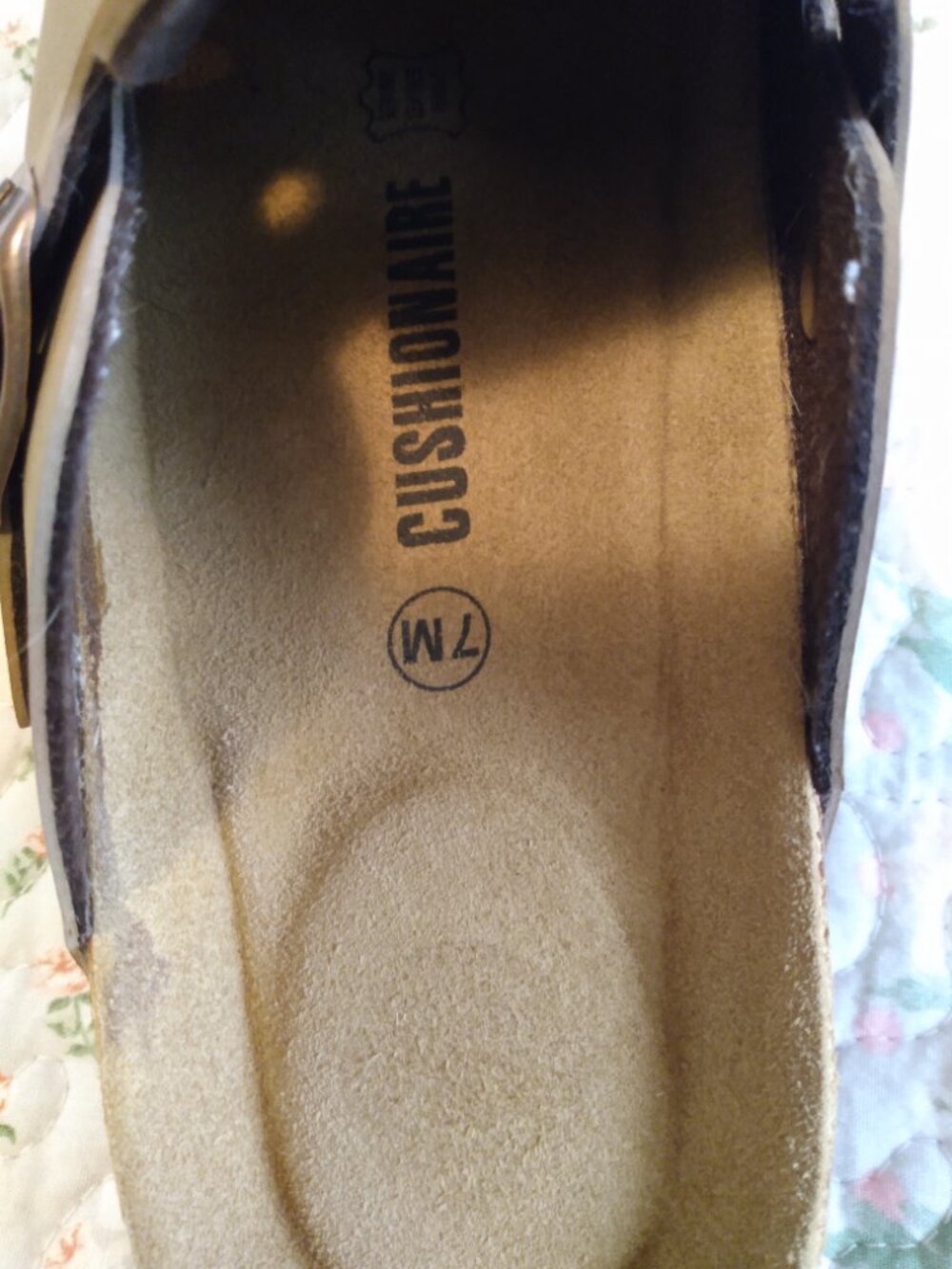 cusionaire, clogs size 7m, tan never worn! - Picture 8 of 9